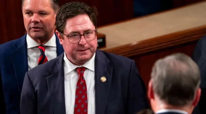 tensions-flare-at-nebraska-gop-town-hall-amid-support-for-trump-agenda