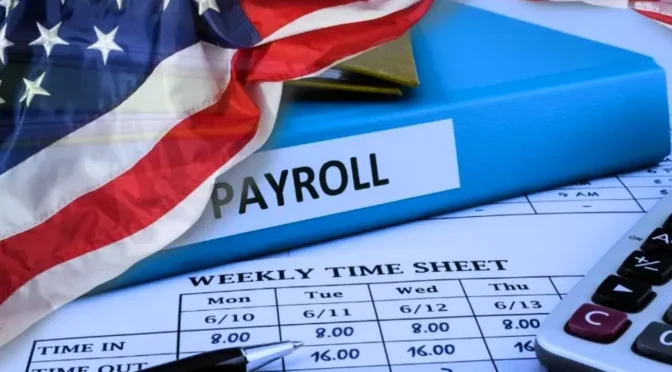 us-private-payrolls-beat-expectations-in-july-fueling-market-optimism