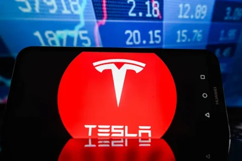 Tesla Stock Climbs Back Above $445 as Investors Bet Big on AI and Self-Driving Tech