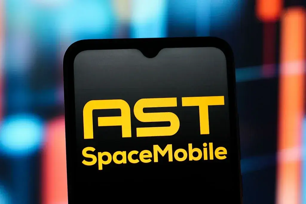 AST SpaceMobile Stock Drops After CTO Sells Shares
