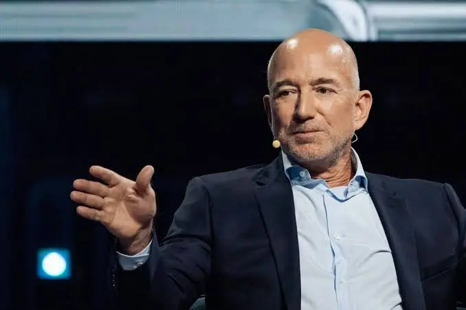Jeff Bezos Backs AI Startup Developing Advanced Materials for Future Chips